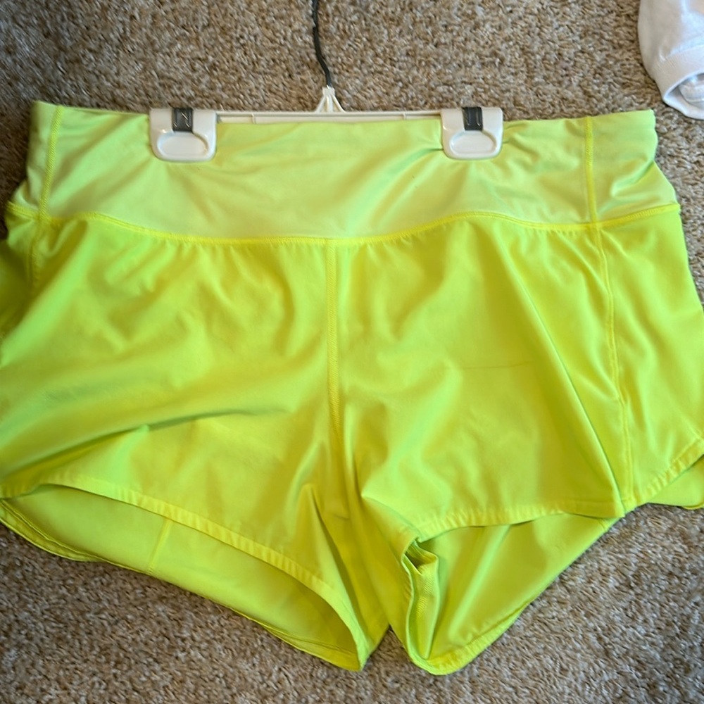 Lululemon speed up, 4 inches